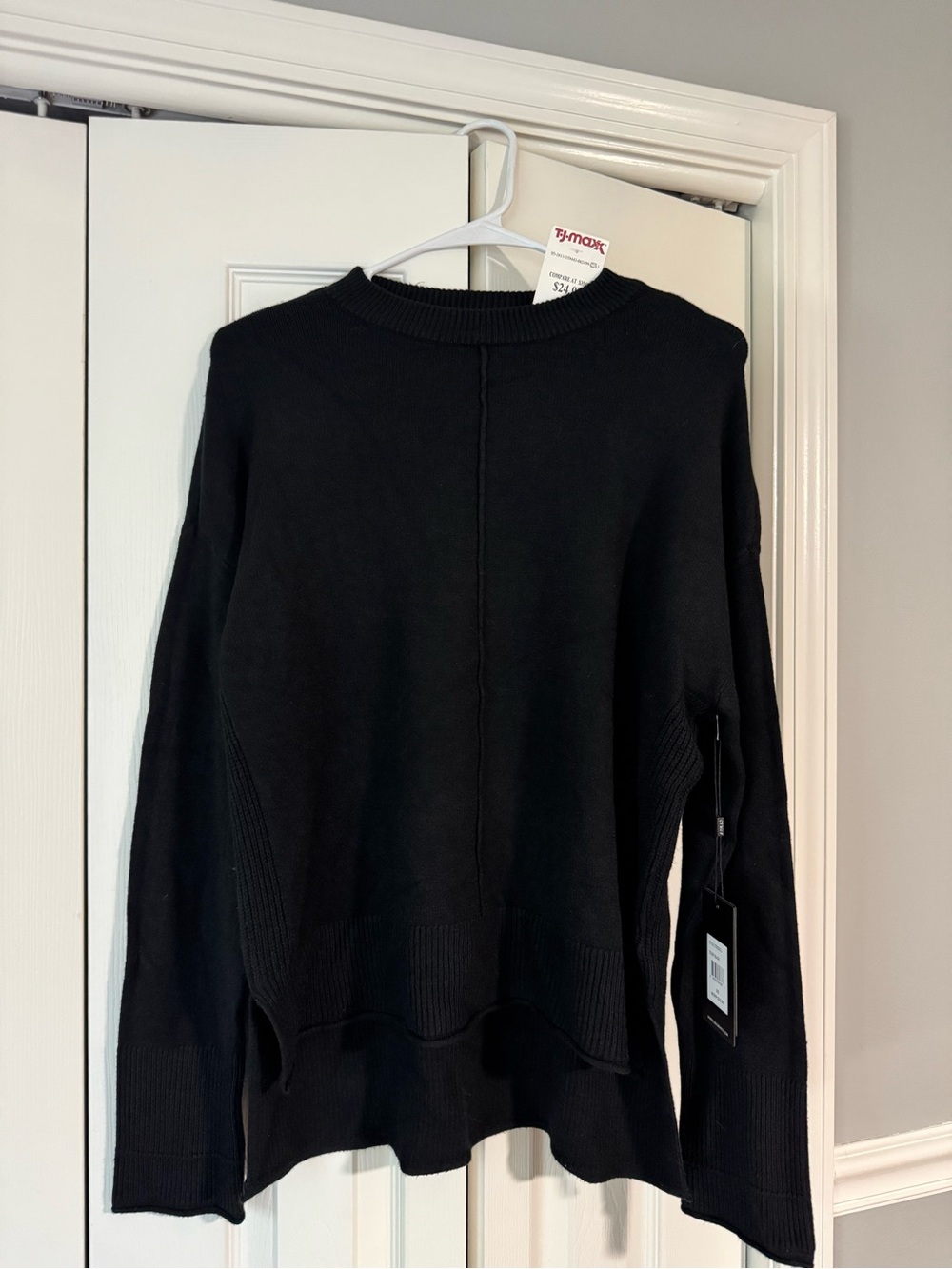 Black Cyrus Women's Crewneck Sweater